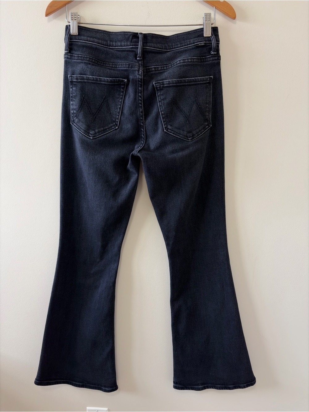 Mother The Weekender Jeans in 'Deep End' Wash - Picture 4 of 13